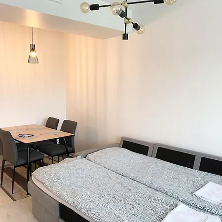 Kauniainen Beautiful With Parking דירה